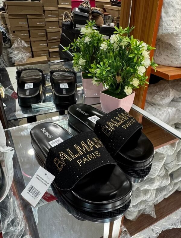 GoldStud Luxe Slides Size 38-45