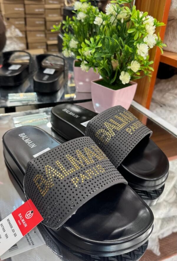 GoldStud Luxe Slides Size 38-45