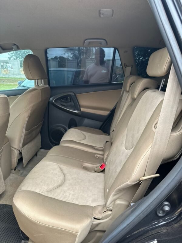 Toyota RAV4 2009 – Automatic | Full Option | Belgium Import