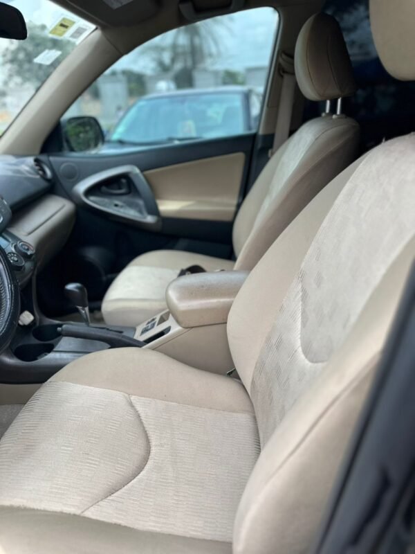 Toyota RAV4 2009 – Automatic | Full Option | Belgium Import