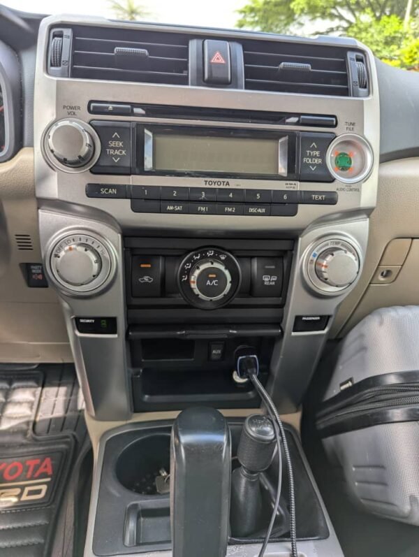 Toyota 4Runner 2013 – Automatic 4x4 | Full Option