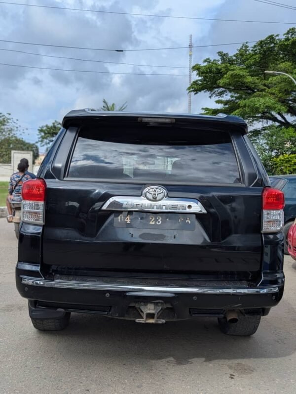 Toyota 4Runner 2013 – Automatic 4x4 | Full Option